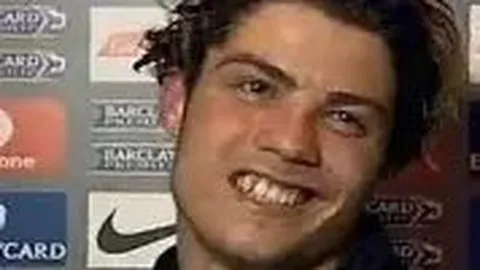 “卡塞米罗射门受阻，达洛特神速补射破铁闸！曼联惊险1-0险胜西汉姆联！”